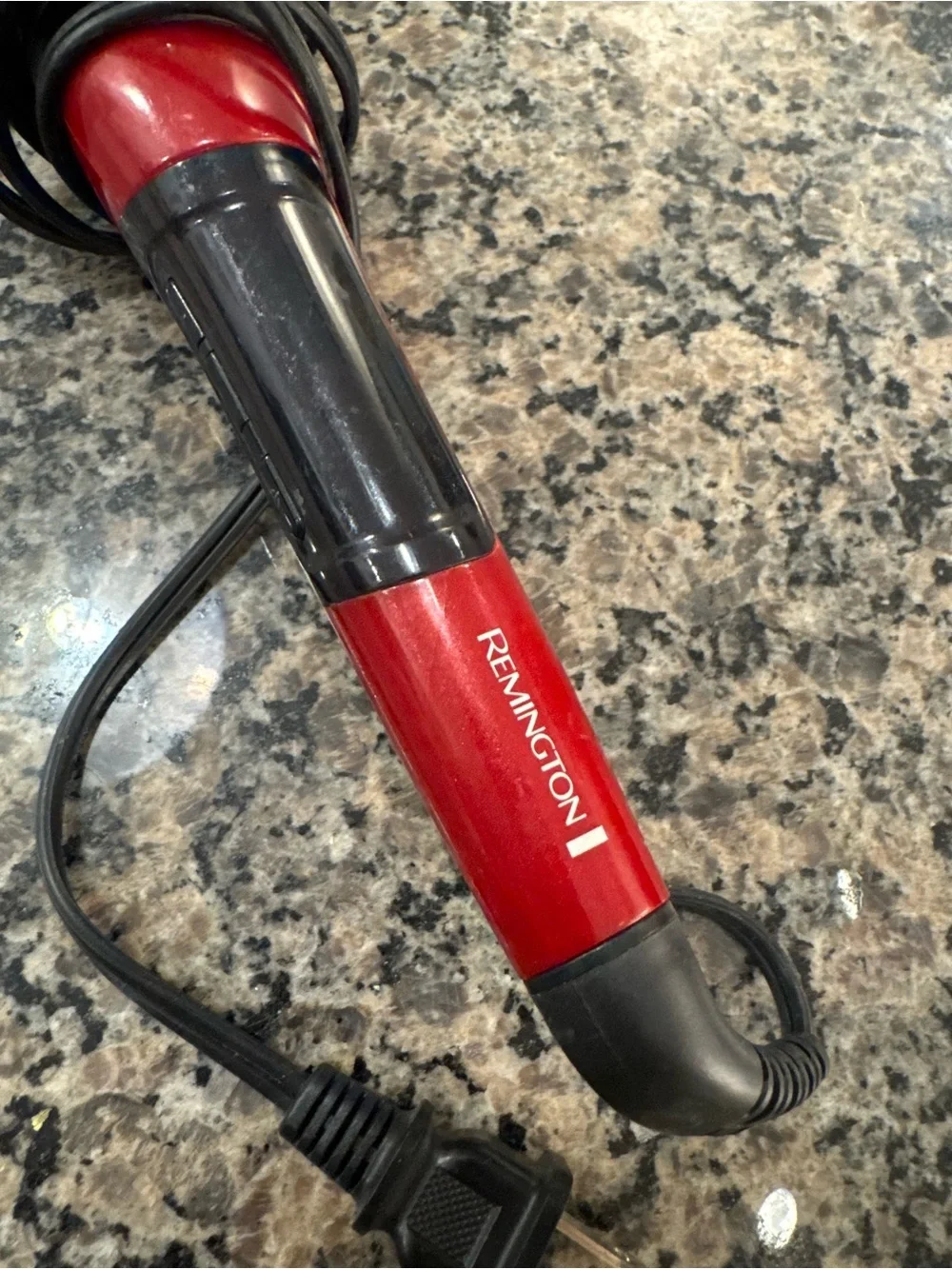Remington Red and Black Tapered Curling Wand
